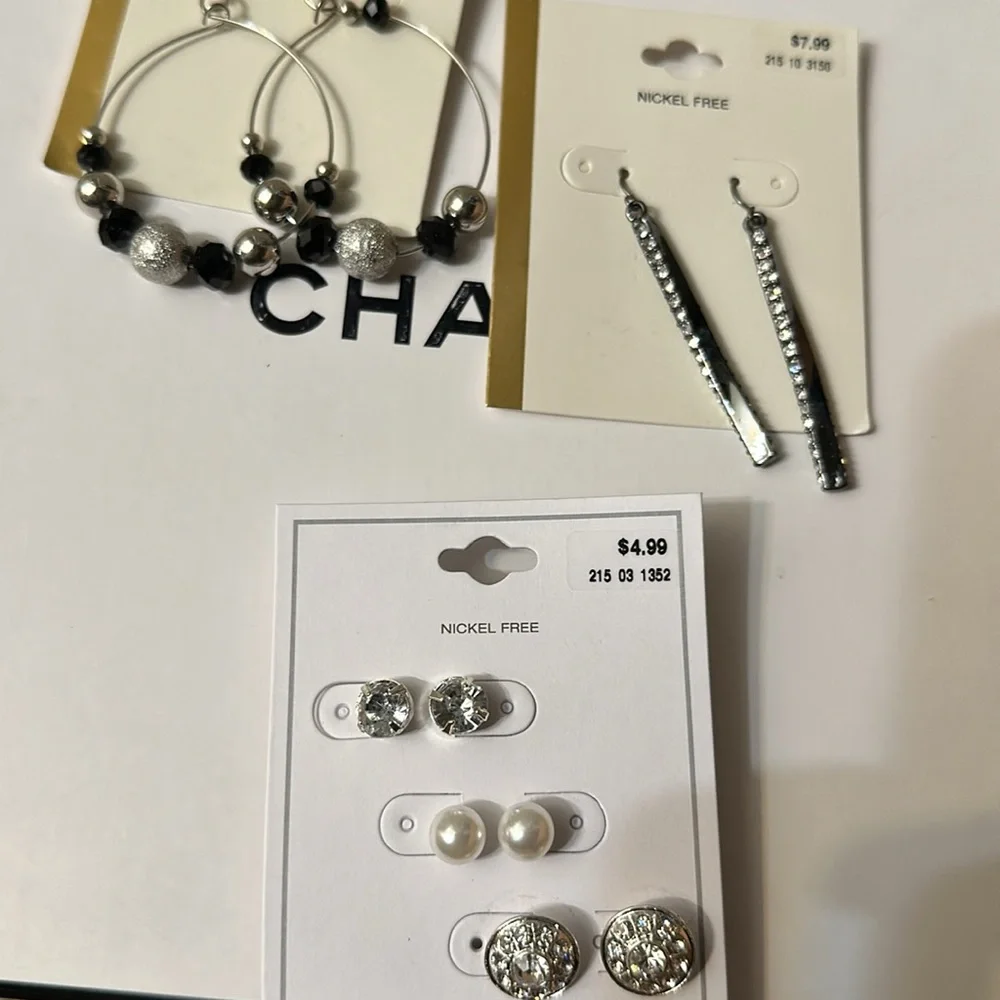 Target Silver and Black Earring jewelry Set bundle💕 nwt 4x15$